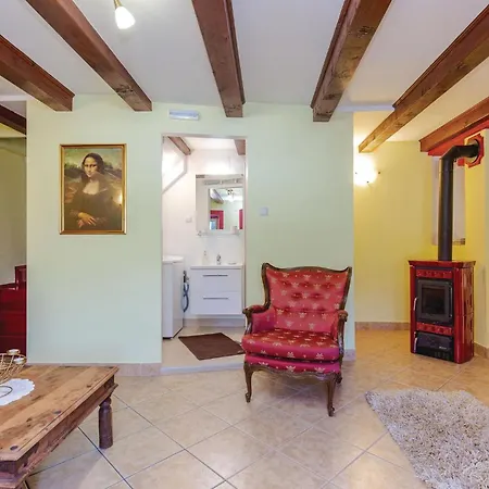 Holiday home Stunning In With Wifi *