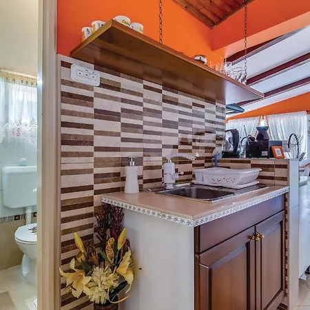 Stunning In With Wifi Holiday home Zlobin