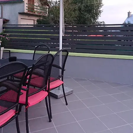 Gorgeous In With Heated Swimming Pool Dom wakacyjny Zlobin